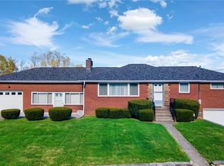 162 Locust Ln, Follansbee, WV