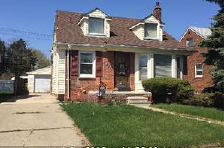 2nd image of 8125 Hartwell St