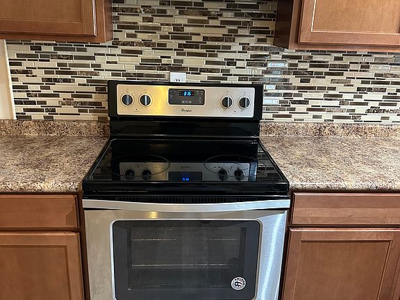 Solid surface cook top