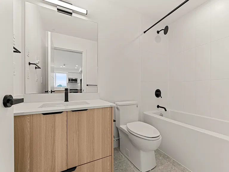 20769 Fraser Hwy #633 — Photo 8