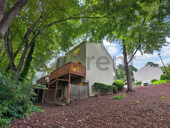3rd image of 1201 Wedgewood Ct