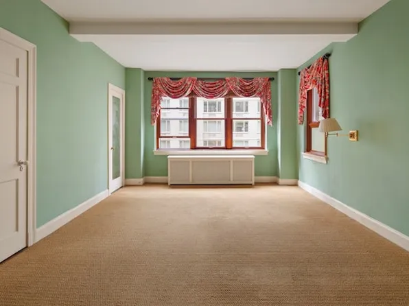 350 East 57th Street image 7 of 12