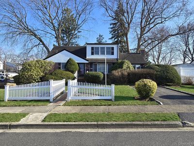 436 15th Street, West Babylon, NY, 11704