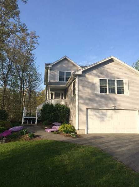 1st image of 6 Washington Dr