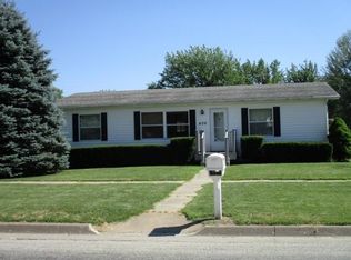406 E 3rd St, Wilton, IA 52778
