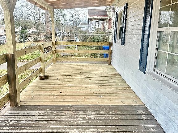 4th image of 116 White Dr