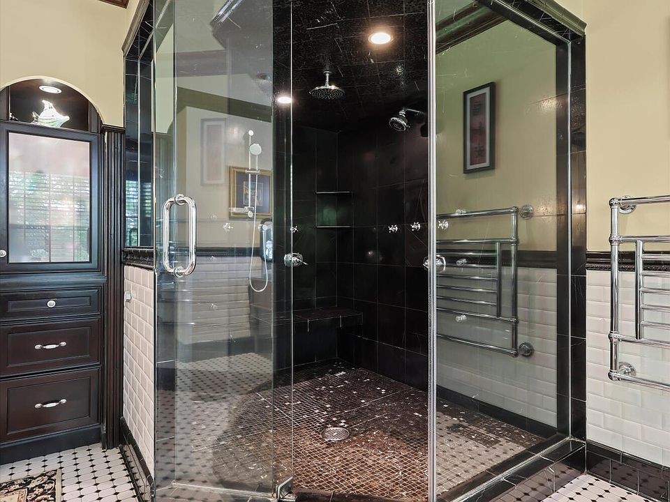 40th image of 1511 Carroll Ln