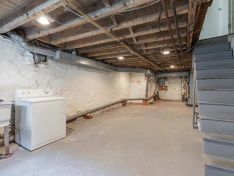 1631 S Lawrence St — Photo 23