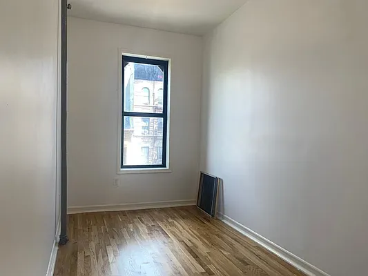 Rented by Yup Realty LLC | media 18