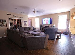 4th image of 17633 N 17th Ln