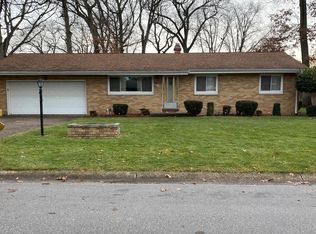 19420 Dresden Dr, South Bend, IN