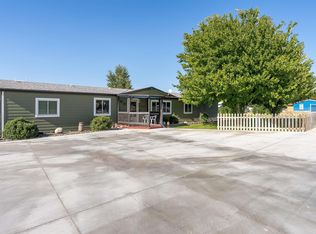 17004 E Ruppert Rd, Benton City, WA 99320