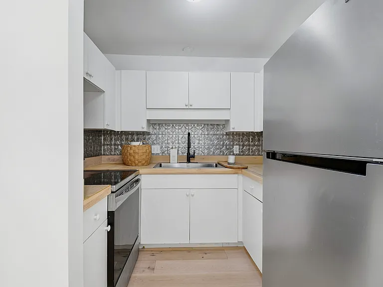 19 Lockhart Ln — Photo 8