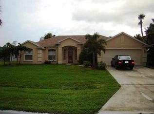 1271 SW Wellington Ave, Port Saint Lucie, FL 34953