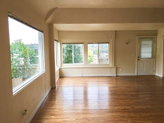 3rd image of 2238 Gilman Dr W #1