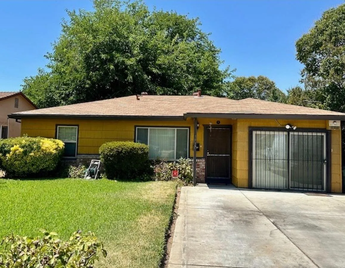 3937 Huron St photo 1