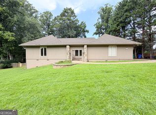 5344 Forest Springs Dr, Atlanta, GA 30338