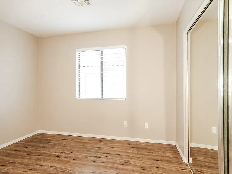 14841 W Redfield Rd — Photo 10