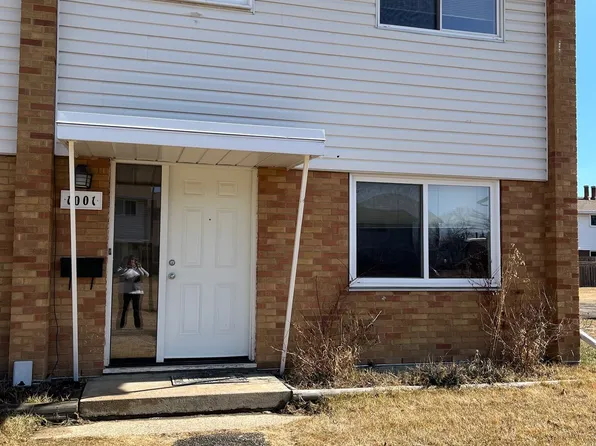 3907 39th St #1001, Red Deer, AB T4N 0M6