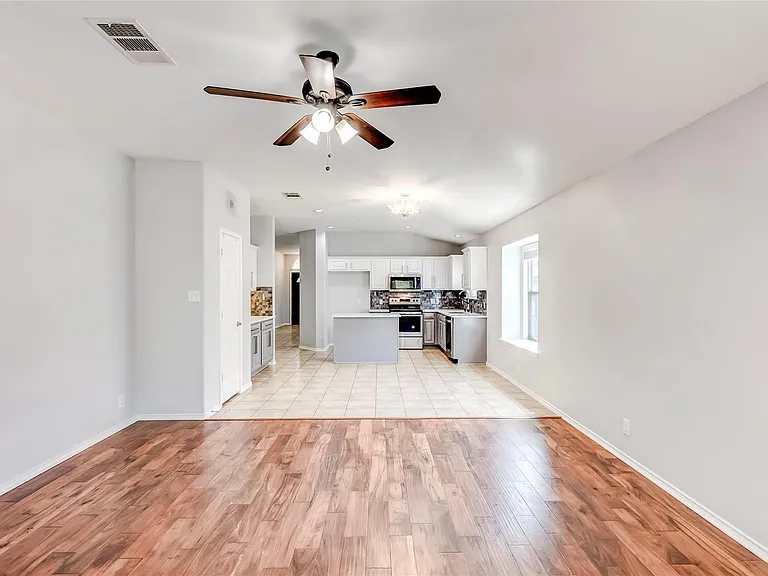 309 Riverine Way — Photo 10