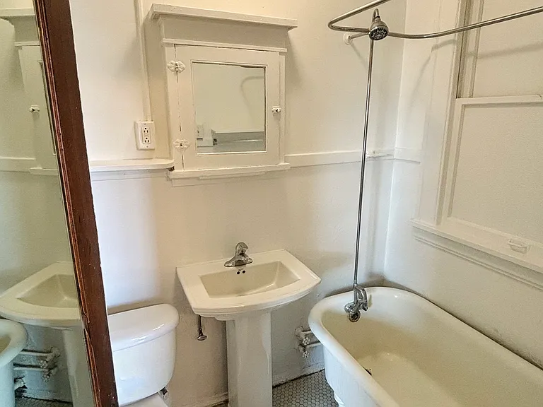 Stevens Square Apartments — Photo 99