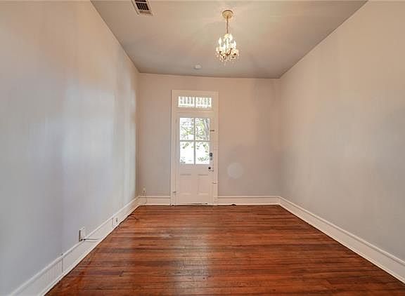 3rd image of 4812 Constance St #B
