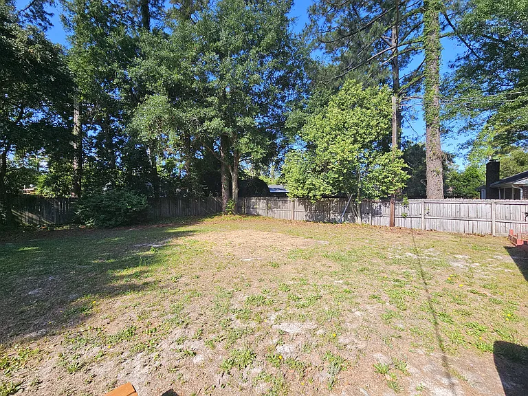 1238 Kenningston St — Photo 17