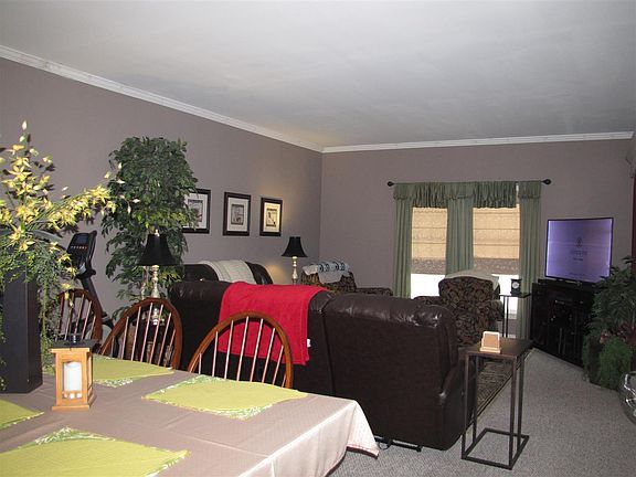 5th image of 131 Shamrock Dr