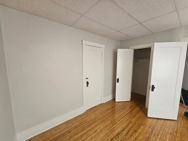 25 Broezel St #101 — Photo 16