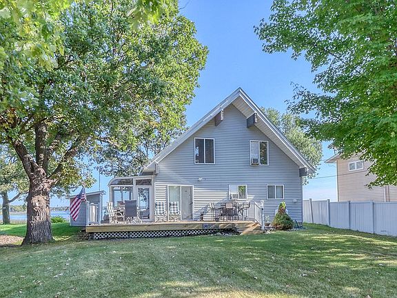 Front cabin back yard