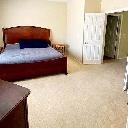 4th image of 762 Solitude Point Ave