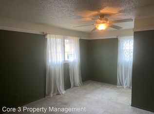 2314 Austin Dr, Springfield, IL 62704