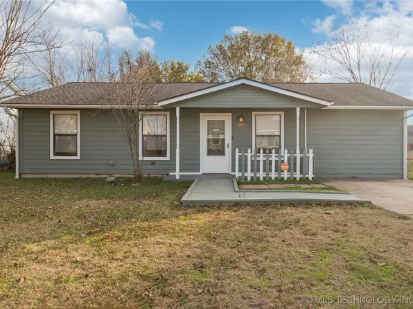 819 Cowell St, Claremore, OK 74017