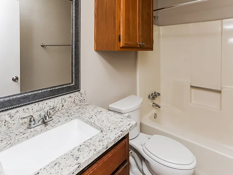 9 Saint Charles Pl — Photo 12