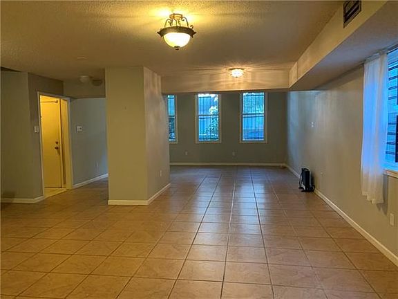 5th image of 2307 Bienville Ave