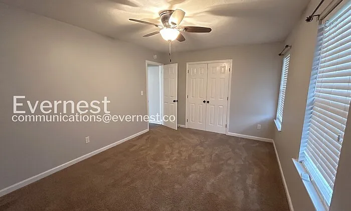 251 Cobblestone Ln — Photo 13