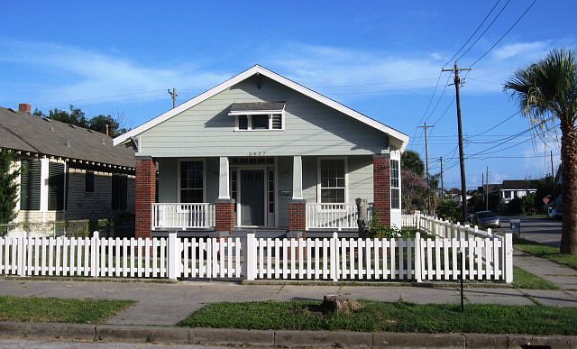 1st image of 3427 Avenue Q 1/2