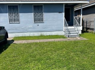 1916 Touro St, New Orleans, LA 70116