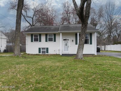 21 Crestwood Drive, Schenectady, NY, 12306