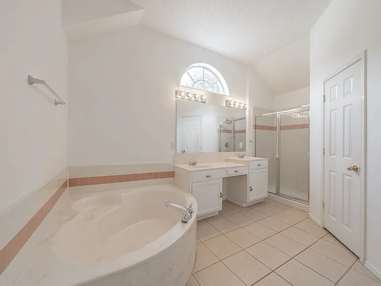 4728 Grant Park Ave — Photo 32