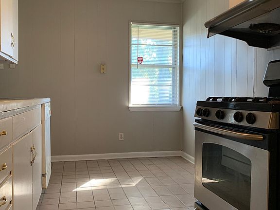 3rd image of 5109 Rolling Fields Dr