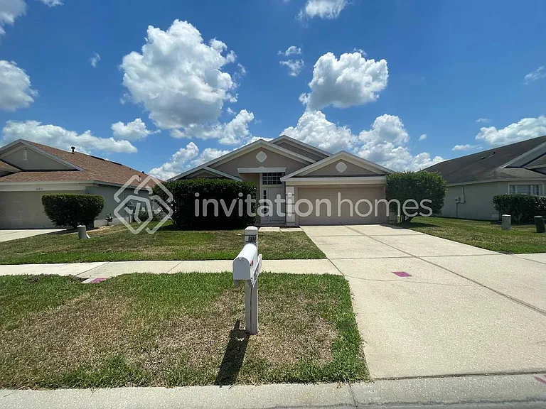 30237 Glenham Ct — Photo 1