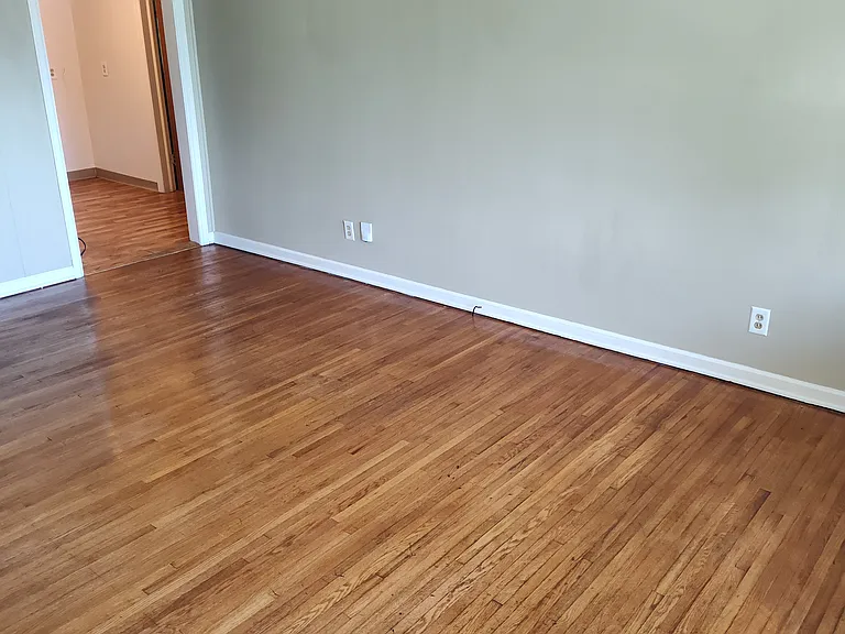 655 N Edgemoor Dr — Photo 3