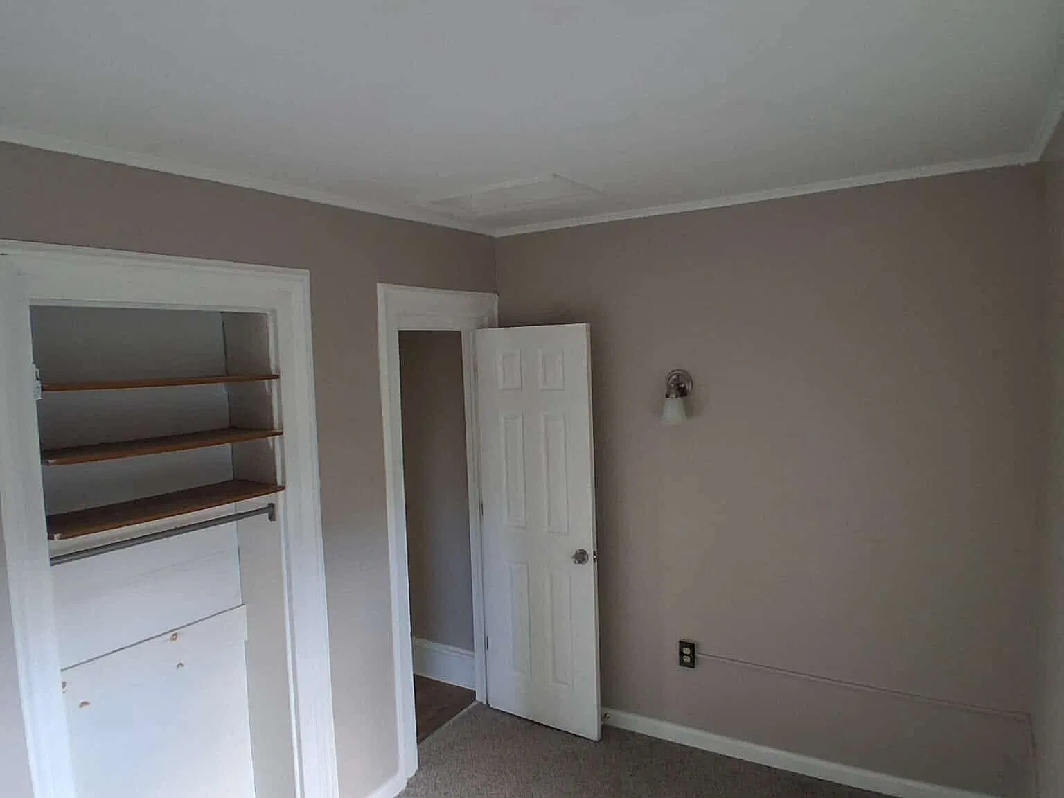 4 bed, 1332 sqft, $1,950 — Photo 2