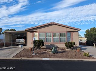 222 W Rama Dr, Green Valley, AZ 85614