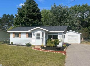 204 Division St, Kalkaska, MI 49646