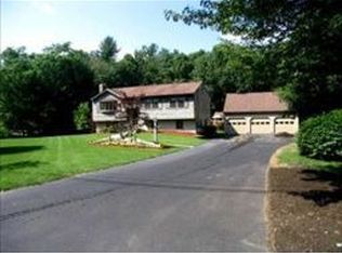 16 Currier Dr, Londonderry, NH 03053