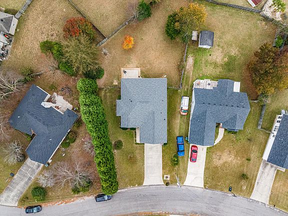 3rd image of 1035 Lands End Dr