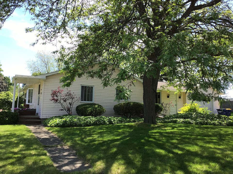 1st image of 21 Gifford Dr