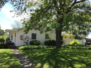 21 Gifford Dr, Syracuse, NY 13219